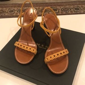 Rag & Bone sandals size 9 yellow mustard suede.